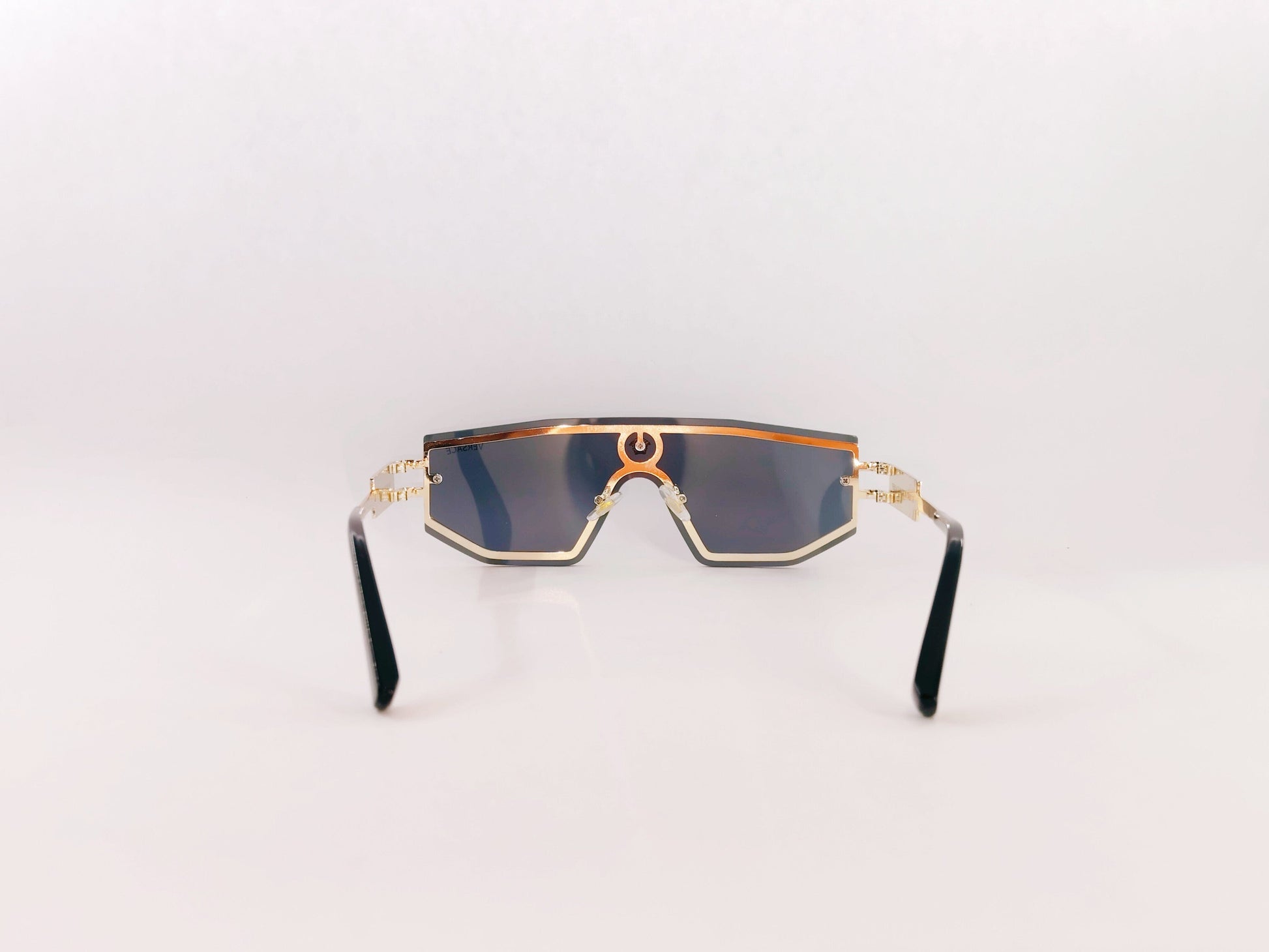 iDom Sunglasses Full Rim Navigator Sunglasses For Men 9995