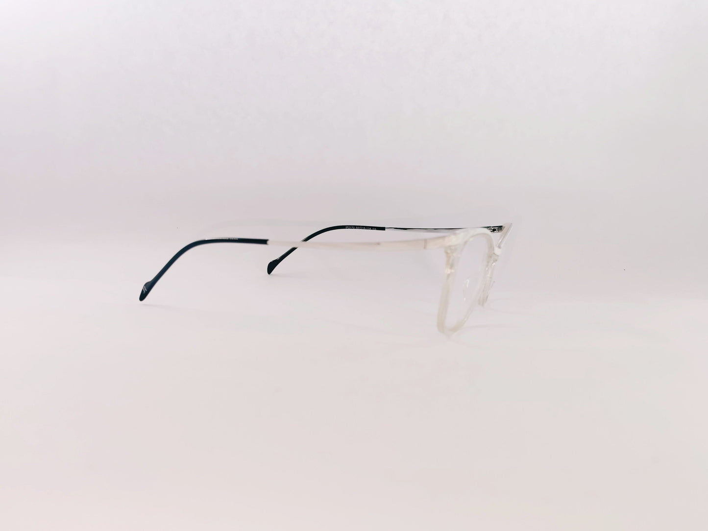 Jerry Rodgers Eyeglasses Jerry Rodgers Transparent White Frame Cat-Eye Shape For Women 123135